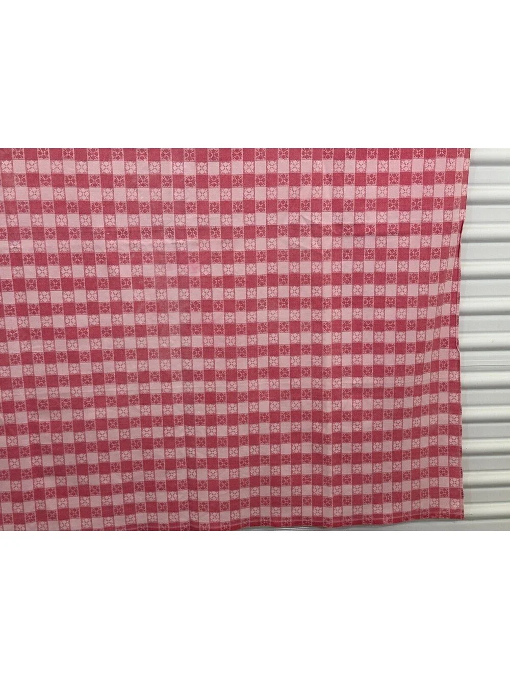 4 Vintage Commercial Use Tablecloths Red White Flower Leaves